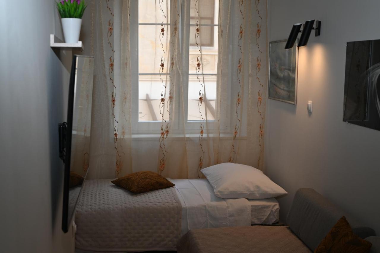 Old Town Apartment オミシュ エクステリア 写真