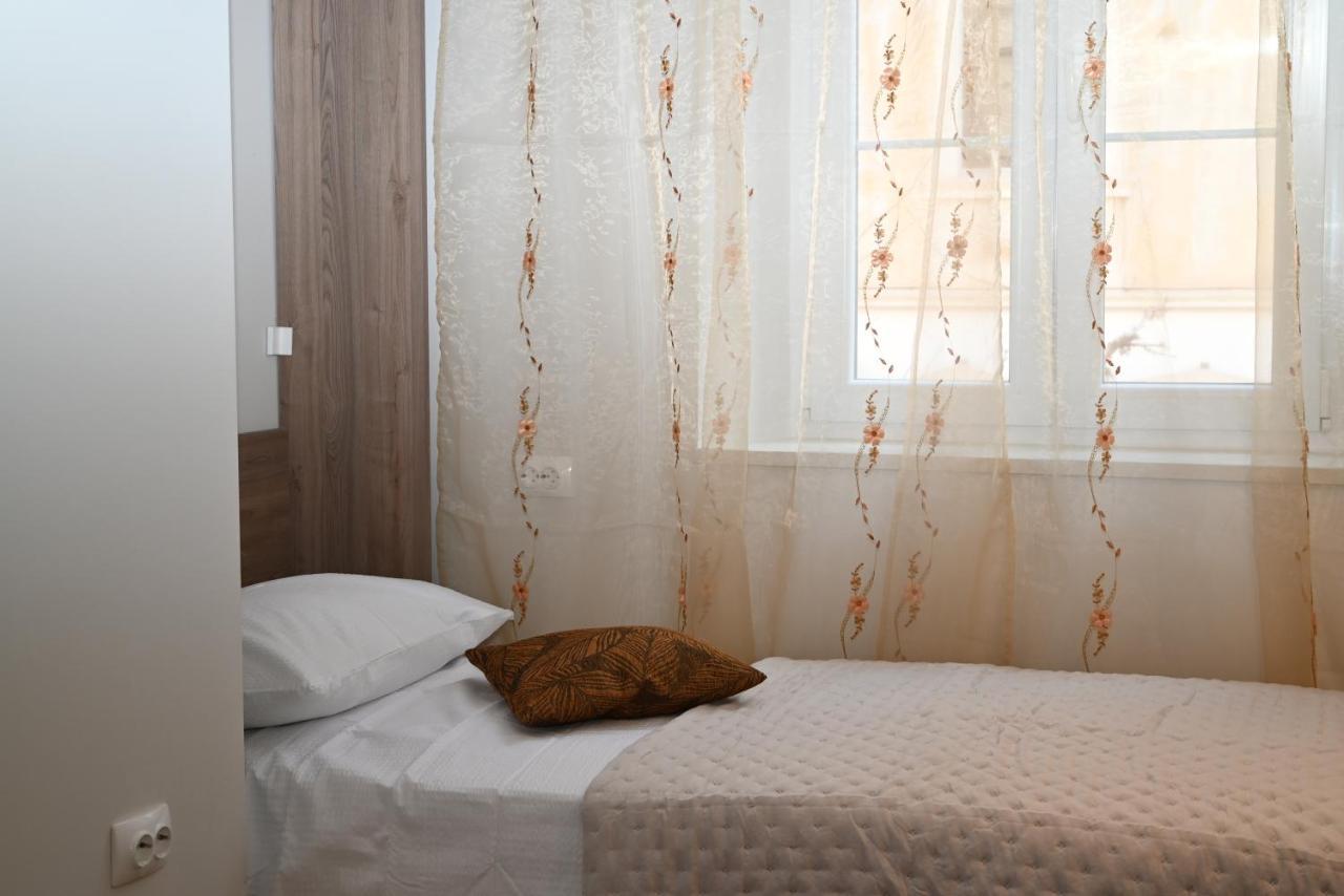 Old Town Apartment オミシュ エクステリア 写真