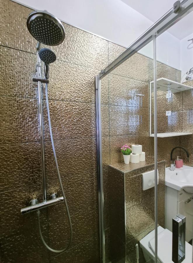 Old Town Apartment オミシュ エクステリア 写真
