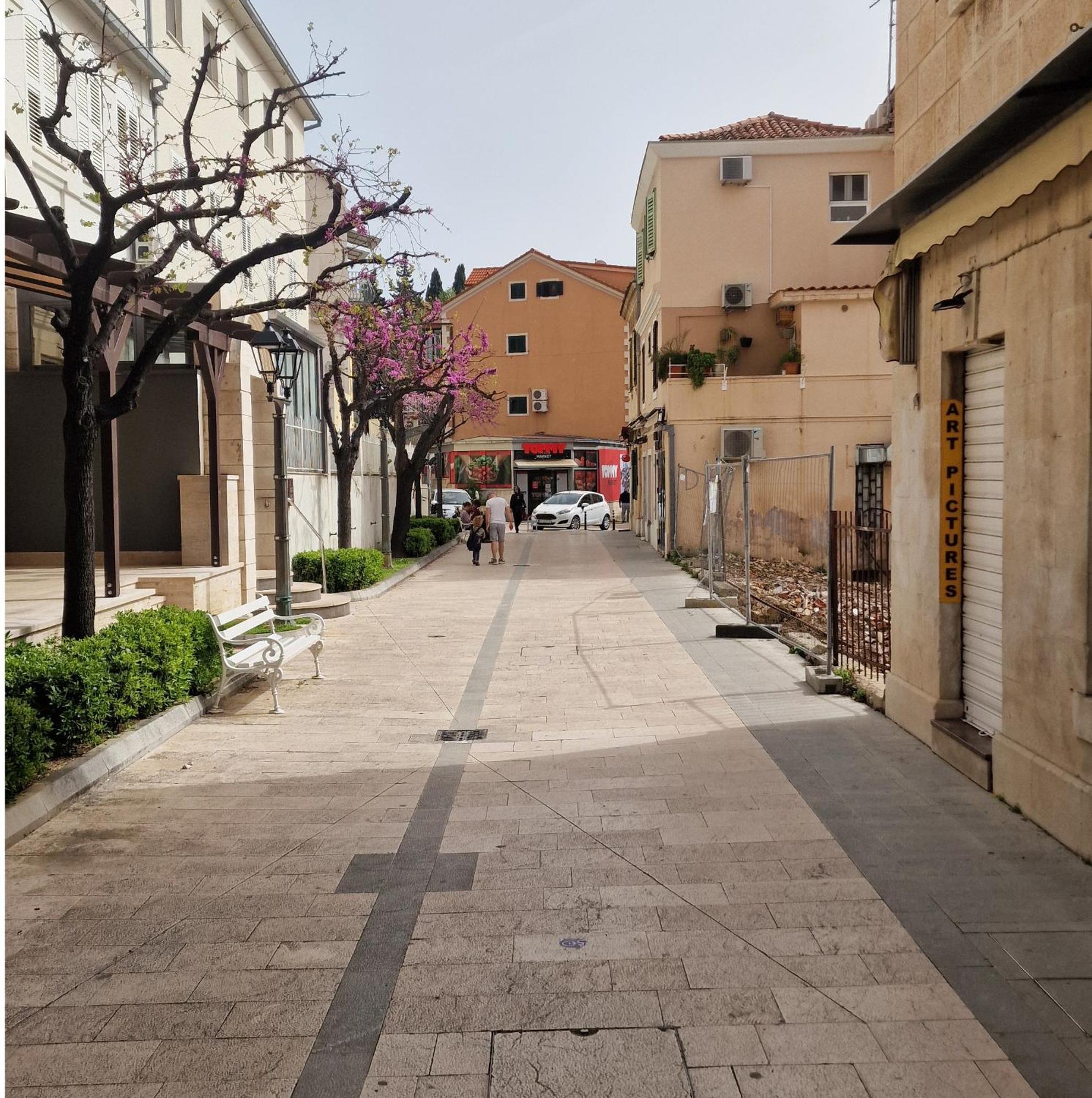 Old Town Apartment オミシュ エクステリア 写真
