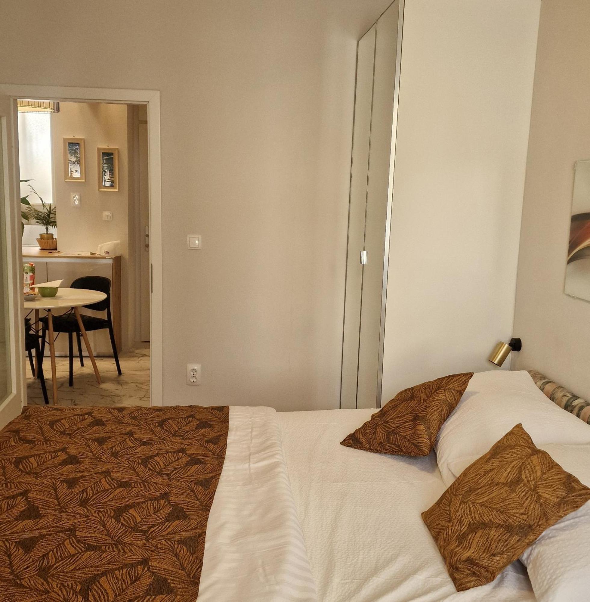 Old Town Apartment オミシュ エクステリア 写真